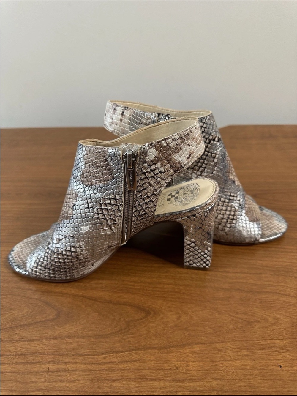 Vince Camuto Snake-Print Peep Toe Booties in Taupe and Gray, size 7.5 - Picture 3 of 8